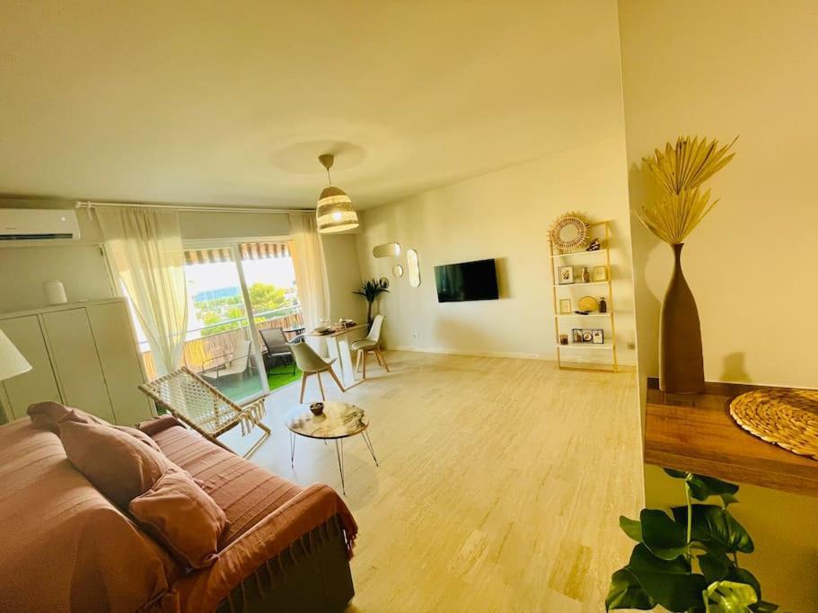 17Bijou-Plage Antibes Exterior photo